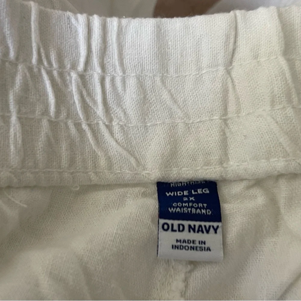 Old Navy White Wide Leg Linen-Blend Pants with Tie Waist - Picture 3 of 3